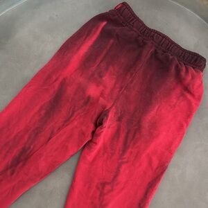 Sweatpants in Tie-Dye Red and Black